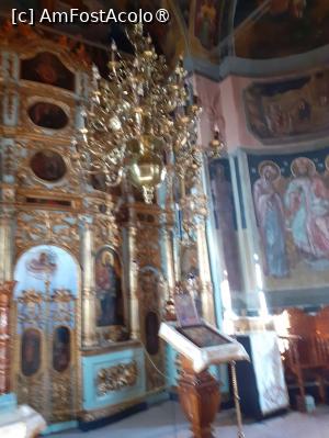 [P14] Interior biserica mare » foto by Michi
 - 
<span class="allrVoted glyphicon glyphicon-heart hidden" id="av1430356"></span>
<a class="m-l-10 hidden" id="sv1430356" onclick="voting_Foto_DelVot(,1430356,20289)" role="button">șterge vot <span class="glyphicon glyphicon-remove"></span></a>
<a id="v91430356" class=" c-red"  onclick="voting_Foto_SetVot(1430356)" role="button"><span class="glyphicon glyphicon-heart-empty"></span> <b>LIKE</b> = Votează poza</a> <img class="hidden"  id="f1430356W9" src="/imagini/loader.gif" border="0" /><span class="AjErrMes hidden" id="e1430356ErM"></span>