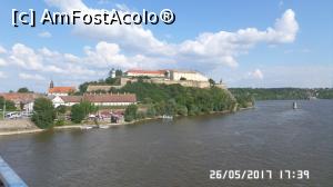 [P11] cetatea Petrovaradin văzută de pe podul Petrovaradin » foto by ungureanica
 - 
<span class="allrVoted glyphicon glyphicon-heart hidden" id="av863650"></span>
<a class="m-l-10 hidden" id="sv863650" onclick="voting_Foto_DelVot(,863650,20351)" role="button">șterge vot <span class="glyphicon glyphicon-remove"></span></a>
<a id="v9863650" class=" c-red"  onclick="voting_Foto_SetVot(863650)" role="button"><span class="glyphicon glyphicon-heart-empty"></span> <b>LIKE</b> = Votează poza</a> <img class="hidden"  id="f863650W9" src="/imagini/loader.gif" border="0" /><span class="AjErrMes hidden" id="e863650ErM"></span>