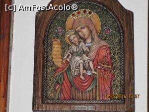[P08] O icoana frumoasa pe scari.  » foto by elviramvio
 - 
<span class="allrVoted glyphicon glyphicon-heart hidden" id="av750355"></span>
<a class="m-l-10 hidden" id="sv750355" onclick="voting_Foto_DelVot(,750355,20413)" role="button">șterge vot <span class="glyphicon glyphicon-remove"></span></a>
<a id="v9750355" class=" c-red"  onclick="voting_Foto_SetVot(750355)" role="button"><span class="glyphicon glyphicon-heart-empty"></span> <b>LIKE</b> = Votează poza</a> <img class="hidden"  id="f750355W9" src="/imagini/loader.gif" border="0" /><span class="AjErrMes hidden" id="e750355ErM"></span>