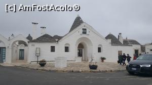 [P04] Trullo Sovrano » foto by ultrasro
 - 
<span class="allrVoted glyphicon glyphicon-heart hidden" id="av1058710"></span>
<a class="m-l-10 hidden" id="sv1058710" onclick="voting_Foto_DelVot(,1058710,20469)" role="button">șterge vot <span class="glyphicon glyphicon-remove"></span></a>
<a id="v91058710" class=" c-red"  onclick="voting_Foto_SetVot(1058710)" role="button"><span class="glyphicon glyphicon-heart-empty"></span> <b>LIKE</b> = Votează poza</a> <img class="hidden"  id="f1058710W9" src="/imagini/loader.gif" border="0" /><span class="AjErrMes hidden" id="e1058710ErM"></span>