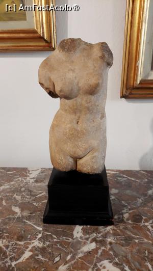 [P16] Tors feminin (Renașterea italiană) » foto by Carmen Ion
 - 
<span class="allrVoted glyphicon glyphicon-heart hidden" id="av1441969"></span>
<a class="m-l-10 hidden" id="sv1441969" onclick="voting_Foto_DelVot(,1441969,20835)" role="button">șterge vot <span class="glyphicon glyphicon-remove"></span></a>
<a id="v91441969" class=" c-red"  onclick="voting_Foto_SetVot(1441969)" role="button"><span class="glyphicon glyphicon-heart-empty"></span> <b>LIKE</b> = Votează poza</a> <img class="hidden"  id="f1441969W9" src="/imagini/loader.gif" border="0" /><span class="AjErrMes hidden" id="e1441969ErM"></span>