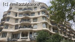 [P01] Casa Milà » foto by dianaro
 - 
<span class="allrVoted glyphicon glyphicon-heart hidden" id="av889062"></span>
<a class="m-l-10 hidden" id="sv889062" onclick="voting_Foto_DelVot(,889062,21008)" role="button">șterge vot <span class="glyphicon glyphicon-remove"></span></a>
<a id="v9889062" class=" c-red"  onclick="voting_Foto_SetVot(889062)" role="button"><span class="glyphicon glyphicon-heart-empty"></span> <b>LIKE</b> = Votează poza</a> <img class="hidden"  id="f889062W9" src="/imagini/loader.gif" border="0" /><span class="AjErrMes hidden" id="e889062ErM"></span>