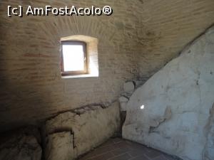 [P53] Interior căsuțe de locuit din cetatea de sus.  » foto by maryka
 - 
<span class="allrVoted glyphicon glyphicon-heart hidden" id="av790582"></span>
<a class="m-l-10 hidden" id="sv790582" onclick="voting_Foto_DelVot(,790582,21040)" role="button">șterge vot <span class="glyphicon glyphicon-remove"></span></a>
<a id="v9790582" class=" c-red"  onclick="voting_Foto_SetVot(790582)" role="button"><span class="glyphicon glyphicon-heart-empty"></span> <b>LIKE</b> = Votează poza</a> <img class="hidden"  id="f790582W9" src="/imagini/loader.gif" border="0" /><span class="AjErrMes hidden" id="e790582ErM"></span>