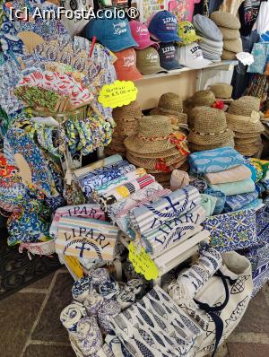 [P62] La pas prin Insula Lipari; suveniruri specifice » foto by crismis
 - 
<span class="allrVoted glyphicon glyphicon-heart hidden" id="av1498791"></span>
<a class="m-l-10 hidden" id="sv1498791" onclick="voting_Foto_DelVot(,1498791,21065)" role="button">șterge vot <span class="glyphicon glyphicon-remove"></span></a>
<a id="v91498791" class=" c-red"  onclick="voting_Foto_SetVot(1498791)" role="button"><span class="glyphicon glyphicon-heart-empty"></span> <b>LIKE</b> = Votează poza</a> <img class="hidden"  id="f1498791W9" src="/imagini/loader.gif" border="0" /><span class="AjErrMes hidden" id="e1498791ErM"></span>