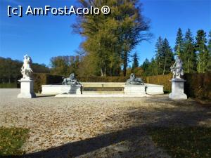 [P24] Herrenchiemsee - parcul din fata castelului si fantana de nord » foto by mishu
 - 
<span class="allrVoted glyphicon glyphicon-heart hidden" id="av1197608"></span>
<a class="m-l-10 hidden" id="sv1197608" onclick="voting_Foto_DelVot(,1197608,21262)" role="button">șterge vot <span class="glyphicon glyphicon-remove"></span></a>
<a id="v91197608" class=" c-red"  onclick="voting_Foto_SetVot(1197608)" role="button"><span class="glyphicon glyphicon-heart-empty"></span> <b>LIKE</b> = Votează poza</a> <img class="hidden"  id="f1197608W9" src="/imagini/loader.gif" border="0" /><span class="AjErrMes hidden" id="e1197608ErM"></span>