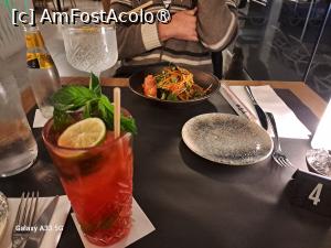 [P16] Stone Grill - Strawberry Mojito, gin tonic şi salata cu somon afumat » foto by nicole33
 - 
<span class="allrVoted glyphicon glyphicon-heart hidden" id="av1495333"></span>
<a class="m-l-10 hidden" id="sv1495333" onclick="voting_Foto_DelVot(,1495333,21354)" role="button">șterge vot <span class="glyphicon glyphicon-remove"></span></a>
<a id="v91495333" class=" c-red"  onclick="voting_Foto_SetVot(1495333)" role="button"><span class="glyphicon glyphicon-heart-empty"></span> <b>LIKE</b> = Votează poza</a> <img class="hidden"  id="f1495333W9" src="/imagini/loader.gif" border="0" /><span class="AjErrMes hidden" id="e1495333ErM"></span>