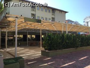 [P50] Lonicera Resort & Spa - Restaurantul pus la dispozitia personalului » foto by mishu
 - 
<span class="allrVoted glyphicon glyphicon-heart hidden" id="av1012267"></span>
<a class="m-l-10 hidden" id="sv1012267" onclick="voting_Foto_DelVot(,1012267,21411)" role="button">șterge vot <span class="glyphicon glyphicon-remove"></span></a>
<a id="v91012267" class=" c-red"  onclick="voting_Foto_SetVot(1012267)" role="button"><span class="glyphicon glyphicon-heart-empty"></span> <b>LIKE</b> = Votează poza</a> <img class="hidden"  id="f1012267W9" src="/imagini/loader.gif" border="0" /><span class="AjErrMes hidden" id="e1012267ErM"></span>