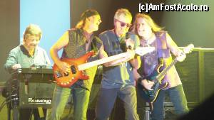 [P10] Concert Deep Purple/Lefkosa.  » foto by TraianS
 - 
<span class="allrVoted glyphicon glyphicon-heart hidden" id="av511422"></span>
<a class="m-l-10 hidden" id="sv511422" onclick="voting_Foto_DelVot(,511422,21413)" role="button">șterge vot <span class="glyphicon glyphicon-remove"></span></a>
<a id="v9511422" class=" c-red"  onclick="voting_Foto_SetVot(511422)" role="button"><span class="glyphicon glyphicon-heart-empty"></span> <b>LIKE</b> = Votează poza</a> <img class="hidden"  id="f511422W9" src="/imagini/loader.gif" border="0" /><span class="AjErrMes hidden" id="e511422ErM"></span>