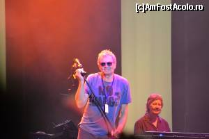 [P03] Ian Gillan, solistul trupei - a renuntat la parul lung.  :) Concert Deep Purple/Lefkosa.  » foto by TraianS
 - 
<span class="allrVoted glyphicon glyphicon-heart hidden" id="av511415"></span>
<a class="m-l-10 hidden" id="sv511415" onclick="voting_Foto_DelVot(,511415,21413)" role="button">șterge vot <span class="glyphicon glyphicon-remove"></span></a>
<a id="v9511415" class=" c-red"  onclick="voting_Foto_SetVot(511415)" role="button"><span class="glyphicon glyphicon-heart-empty"></span> <b>LIKE</b> = Votează poza</a> <img class="hidden"  id="f511415W9" src="/imagini/loader.gif" border="0" /><span class="AjErrMes hidden" id="e511415ErM"></span>