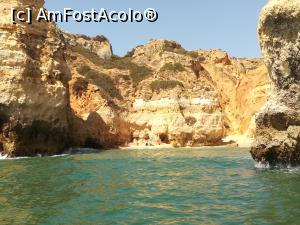 [P31] Lagos -<strong>Ponta da Piedade</strong> » foto by Mika
 - 
<span class="allrVoted glyphicon glyphicon-heart hidden" id="av1160081"></span>
<a class="m-l-10 hidden" id="sv1160081" onclick="voting_Foto_DelVot(,1160081,21452)" role="button">șterge vot <span class="glyphicon glyphicon-remove"></span></a>
<a id="v91160081" class=" c-red"  onclick="voting_Foto_SetVot(1160081)" role="button"><span class="glyphicon glyphicon-heart-empty"></span> <b>LIKE</b> = Votează poza</a> <img class="hidden"  id="f1160081W9" src="/imagini/loader.gif" border="0" /><span class="AjErrMes hidden" id="e1160081ErM"></span>