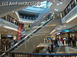 [P23] Mall in Marienplatz... shopping neprogramat » foto by mireille
 - 
<span class="allrVoted glyphicon glyphicon-heart hidden" id="av832235"></span>
<a class="m-l-10 hidden" id="sv832235" onclick="voting_Foto_DelVot(,832235,21511)" role="button">șterge vot <span class="glyphicon glyphicon-remove"></span></a>
<a id="v9832235" class=" c-red"  onclick="voting_Foto_SetVot(832235)" role="button"><span class="glyphicon glyphicon-heart-empty"></span> <b>LIKE</b> = Votează poza</a> <img class="hidden"  id="f832235W9" src="/imagini/loader.gif" border="0" /><span class="AjErrMes hidden" id="e832235ErM"></span>