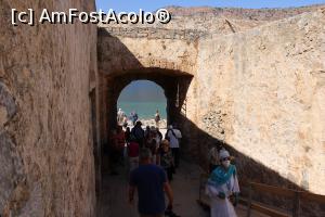 [P23] Creta, Insula Spinalonga, Poartă Principală, în stânga este intrarea la Camera de Dezinfecție » foto by mprofeanu
 - 
<span class="allrVoted glyphicon glyphicon-heart hidden" id="av1278860"></span>
<a class="m-l-10 hidden" id="sv1278860" onclick="voting_Foto_DelVot(,1278860,21562)" role="button">șterge vot <span class="glyphicon glyphicon-remove"></span></a>
<a id="v91278860" class=" c-red"  onclick="voting_Foto_SetVot(1278860)" role="button"><span class="glyphicon glyphicon-heart-empty"></span> <b>LIKE</b> = Votează poza</a> <img class="hidden"  id="f1278860W9" src="/imagini/loader.gif" border="0" /><span class="AjErrMes hidden" id="e1278860ErM"></span>