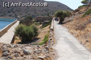 [P37] Creta, Insula Spinalonga, Pe partea estică a Fortăreței » foto by mprofeanu
 - 
<span class="allrVoted glyphicon glyphicon-heart hidden" id="av1278874"></span>
<a class="m-l-10 hidden" id="sv1278874" onclick="voting_Foto_DelVot(,1278874,21562)" role="button">șterge vot <span class="glyphicon glyphicon-remove"></span></a>
<a id="v91278874" class=" c-red"  onclick="voting_Foto_SetVot(1278874)" role="button"><span class="glyphicon glyphicon-heart-empty"></span> <b>LIKE</b> = Votează poza</a> <img class="hidden"  id="f1278874W9" src="/imagini/loader.gif" border="0" /><span class="AjErrMes hidden" id="e1278874ErM"></span>