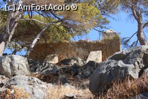 [P59] Creta, Insula Spinalonga, Stânci, urcăm sus la ultimul nivel al stâncoasei insule » foto by mprofeanu
 - 
<span class="allrVoted glyphicon glyphicon-heart hidden" id="av1278896"></span>
<a class="m-l-10 hidden" id="sv1278896" onclick="voting_Foto_DelVot(,1278896,21562)" role="button">șterge vot <span class="glyphicon glyphicon-remove"></span></a>
<a id="v91278896" class=" c-red"  onclick="voting_Foto_SetVot(1278896)" role="button"><span class="glyphicon glyphicon-heart-empty"></span> <b>LIKE</b> = Votează poza</a> <img class="hidden"  id="f1278896W9" src="/imagini/loader.gif" border="0" /><span class="AjErrMes hidden" id="e1278896ErM"></span>