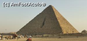 P09 [NOV-2019] Marea piramidă din Giza (Keops), una dintre minunile lumii. 