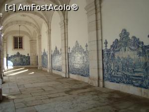 P09 [SEP-2016] -detaliu din claustrul manastirii cu 81 de panouri de azulejos, capodopere despre trecutul istoric al Lisabonei. 