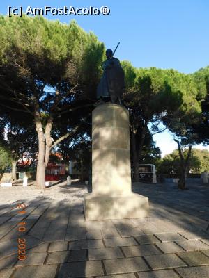 [P28] Statuia regelui Alfonso Henriques din Castelul São Jorge » foto by irinad
 - 
<span class="allrVoted glyphicon glyphicon-heart hidden" id="av1222689"></span>
<a class="m-l-10 hidden" id="sv1222689" onclick="voting_Foto_DelVot(,1222689,21709)" role="button">șterge vot <span class="glyphicon glyphicon-remove"></span></a>
<a id="v91222689" class=" c-red"  onclick="voting_Foto_SetVot(1222689)" role="button"><span class="glyphicon glyphicon-heart-empty"></span> <b>LIKE</b> = Votează poza</a> <img class="hidden"  id="f1222689W9" src="/imagini/loader.gif" border="0" /><span class="AjErrMes hidden" id="e1222689ErM"></span>