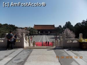 [P50] Beijing, Mormintele Ming, Mormântul Chang Ling, vedere spre Poarta a doua, Poarta Binecuvântării și Îndurării în plan îndepărtat » foto by mprofeanu
 - 
<span class="allrVoted glyphicon glyphicon-heart hidden" id="av827755"></span>
<a class="m-l-10 hidden" id="sv827755" onclick="voting_Foto_DelVot(,827755,21753)" role="button">șterge vot <span class="glyphicon glyphicon-remove"></span></a>
<a id="v9827755" class=" c-red"  onclick="voting_Foto_SetVot(827755)" role="button"><span class="glyphicon glyphicon-heart-empty"></span> <b>LIKE</b> = Votează poza</a> <img class="hidden"  id="f827755W9" src="/imagini/loader.gif" border="0" /><span class="AjErrMes hidden" id="e827755ErM"></span>