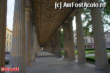 [P60] Colonade la Alte Nationalgalerie » foto by Costi
 - 
<span class="allrVoted glyphicon glyphicon-heart hidden" id="av310949"></span>
<a class="m-l-10 hidden" id="sv310949" onclick="voting_Foto_DelVot(,310949,21770)" role="button">șterge vot <span class="glyphicon glyphicon-remove"></span></a>
<a id="v9310949" class=" c-red"  onclick="voting_Foto_SetVot(310949)" role="button"><span class="glyphicon glyphicon-heart-empty"></span> <b>LIKE</b> = Votează poza</a> <img class="hidden"  id="f310949W9" src="/imagini/loader.gif" border="0" /><span class="AjErrMes hidden" id="e310949ErM"></span>