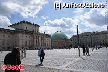 [P21] Bebelplatz. Vedere dinspre sud, din faţa Universităţii Humboldt » foto by Costi
 - 
<span class="allrVoted glyphicon glyphicon-heart hidden" id="av313431"></span>
<a class="m-l-10 hidden" id="sv313431" onclick="voting_Foto_DelVot(,313431,21770)" role="button">șterge vot <span class="glyphicon glyphicon-remove"></span></a>
<a id="v9313431" class=" c-red"  onclick="voting_Foto_SetVot(313431)" role="button"><span class="glyphicon glyphicon-heart-empty"></span> <b>LIKE</b> = Votează poza</a> <img class="hidden"  id="f313431W9" src="/imagini/loader.gif" border="0" /><span class="AjErrMes hidden" id="e313431ErM"></span>