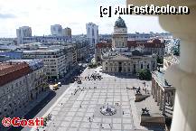 [P38] Gendarmenmarkt, văzută din turnul Catedralei Franceze » foto by Costi
 - 
<span class="allrVoted glyphicon glyphicon-heart hidden" id="av313448"></span>
<a class="m-l-10 hidden" id="sv313448" onclick="voting_Foto_DelVot(,313448,21770)" role="button">șterge vot <span class="glyphicon glyphicon-remove"></span></a>
<a id="v9313448" class=" c-red"  onclick="voting_Foto_SetVot(313448)" role="button"><span class="glyphicon glyphicon-heart-empty"></span> <b>LIKE</b> = Votează poza</a> <img class="hidden"  id="f313448W9" src="/imagini/loader.gif" border="0" /><span class="AjErrMes hidden" id="e313448ErM"></span>