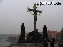 [P08] Praga, Podul Charles-Statuia Crucificarii- » foto by luciaoradea
 - 
<span class="allrVoted glyphicon glyphicon-heart hidden" id="av204879"></span>
<a class="m-l-10 hidden" id="sv204879" onclick="voting_Foto_DelVot(,204879,21774)" role="button">șterge vot <span class="glyphicon glyphicon-remove"></span></a>
<a id="v9204879" class=" c-red"  onclick="voting_Foto_SetVot(204879)" role="button"><span class="glyphicon glyphicon-heart-empty"></span> <b>LIKE</b> = Votează poza</a> <img class="hidden"  id="f204879W9" src="/imagini/loader.gif" border="0" /><span class="AjErrMes hidden" id="e204879ErM"></span>