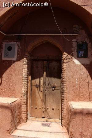 [P21] Abyaneh, Și intrările în clădiri diferă » foto by mprofeanu
 - 
<span class="allrVoted glyphicon glyphicon-heart hidden" id="av857330"></span>
<a class="m-l-10 hidden" id="sv857330" onclick="voting_Foto_DelVot(,857330,21942)" role="button">șterge vot <span class="glyphicon glyphicon-remove"></span></a>
<a id="v9857330" class=" c-red"  onclick="voting_Foto_SetVot(857330)" role="button"><span class="glyphicon glyphicon-heart-empty"></span> <b>LIKE</b> = Votează poza</a> <img class="hidden"  id="f857330W9" src="/imagini/loader.gif" border="0" /><span class="AjErrMes hidden" id="e857330ErM"></span>