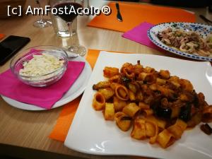 [P12] Osteria Panecaldo; pasta alla norma » foto by crismis
 - 
<span class="allrVoted glyphicon glyphicon-heart hidden" id="av1056339"></span>
<a class="m-l-10 hidden" id="sv1056339" onclick="voting_Foto_DelVot(,1056339,22049)" role="button">șterge vot <span class="glyphicon glyphicon-remove"></span></a>
<a id="v91056339" class=" c-red"  onclick="voting_Foto_SetVot(1056339)" role="button"><span class="glyphicon glyphicon-heart-empty"></span> <b>LIKE</b> = Votează poza</a> <img class="hidden"  id="f1056339W9" src="/imagini/loader.gif" border="0" /><span class="AjErrMes hidden" id="e1056339ErM"></span>