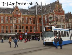 [P02] Gara Centraal din Amsterdam - multe tramvaie au aici capătul de linie » foto by BOGDAN DSN
 - 
<span class="allrVoted glyphicon glyphicon-heart hidden" id="av868966"></span>
<a class="m-l-10 hidden" id="sv868966" onclick="voting_Foto_DelVot(,868966,22126)" role="button">șterge vot <span class="glyphicon glyphicon-remove"></span></a>
<a id="v9868966" class=" c-red"  onclick="voting_Foto_SetVot(868966)" role="button"><span class="glyphicon glyphicon-heart-empty"></span> <b>LIKE</b> = Votează poza</a> <img class="hidden"  id="f868966W9" src="/imagini/loader.gif" border="0" /><span class="AjErrMes hidden" id="e868966ErM"></span>