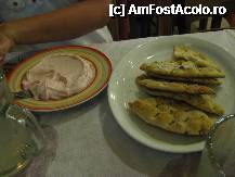 [P05] rest. hotel Cavo d'Oro - pitta bread cu salata de icre » foto by cristi_an3000
 - 
<span class="allrVoted glyphicon glyphicon-heart hidden" id="av244439"></span>
<a class="m-l-10 hidden" id="sv244439" onclick="voting_Foto_DelVot(,244439,22239)" role="button">șterge vot <span class="glyphicon glyphicon-remove"></span></a>
<a id="v9244439" class=" c-red"  onclick="voting_Foto_SetVot(244439)" role="button"><span class="glyphicon glyphicon-heart-empty"></span> <b>LIKE</b> = Votează poza</a> <img class="hidden"  id="f244439W9" src="/imagini/loader.gif" border="0" /><span class="AjErrMes hidden" id="e244439ErM"></span>