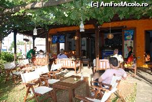 [P01] Kostas, proprietarul, in tricou verde. Franta-Germania la televizor.  » foto by simonika
 - 
<span class="allrVoted glyphicon glyphicon-heart hidden" id="av538550"></span>
<a class="m-l-10 hidden" id="sv538550" onclick="voting_Foto_DelVot(,538550,22302)" role="button">șterge vot <span class="glyphicon glyphicon-remove"></span></a>
<a id="v9538550" class=" c-red"  onclick="voting_Foto_SetVot(538550)" role="button"><span class="glyphicon glyphicon-heart-empty"></span> <b>LIKE</b> = Votează poza</a> <img class="hidden"  id="f538550W9" src="/imagini/loader.gif" border="0" /><span class="AjErrMes hidden" id="e538550ErM"></span>