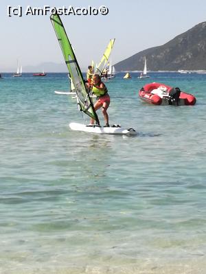 [P09] Windsurfing - Vasiliki - Ponti Beach » foto by raducondurache
 - 
<span class="allrVoted glyphicon glyphicon-heart hidden" id="av889584"></span>
<a class="m-l-10 hidden" id="sv889584" onclick="voting_Foto_DelVot(,889584,22487)" role="button">șterge vot <span class="glyphicon glyphicon-remove"></span></a>
<a id="v9889584" class=" c-red"  onclick="voting_Foto_SetVot(889584)" role="button"><span class="glyphicon glyphicon-heart-empty"></span> <b>LIKE</b> = Votează poza</a> <img class="hidden"  id="f889584W9" src="/imagini/loader.gif" border="0" /><span class="AjErrMes hidden" id="e889584ErM"></span>