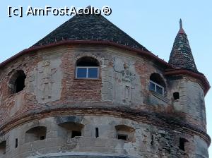 [P07] Castelul Bethlen Criș (1559 – 1683), jud. Mureș, Turnul Arcașilor cu basoreliefuri ale soldaților secui » foto by Dana2008
 - 
<span class="allrVoted glyphicon glyphicon-heart hidden" id="av1131841"></span>
<a class="m-l-10 hidden" id="sv1131841" onclick="voting_Foto_DelVot(,1131841,22719)" role="button">șterge vot <span class="glyphicon glyphicon-remove"></span></a>
<a id="v91131841" class=" c-red"  onclick="voting_Foto_SetVot(1131841)" role="button"><span class="glyphicon glyphicon-heart-empty"></span> <b>LIKE</b> = Votează poza</a> <img class="hidden"  id="f1131841W9" src="/imagini/loader.gif" border="0" /><span class="AjErrMes hidden" id="e1131841ErM"></span>