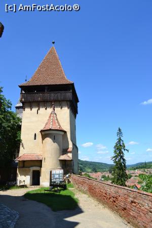 [P10] Cetatea Biertan-turnul mausoleului » foto by AZE
 - 
<span class="allrVoted glyphicon glyphicon-heart hidden" id="av1185647"></span>
<a class="m-l-10 hidden" id="sv1185647" onclick="voting_Foto_DelVot(,1185647,22723)" role="button">șterge vot <span class="glyphicon glyphicon-remove"></span></a>
<a id="v91185647" class=" c-red"  onclick="voting_Foto_SetVot(1185647)" role="button"><span class="glyphicon glyphicon-heart-empty"></span> <b>LIKE</b> = Votează poza</a> <img class="hidden"  id="f1185647W9" src="/imagini/loader.gif" border="0" /><span class="AjErrMes hidden" id="e1185647ErM"></span>