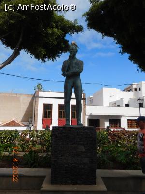 [P39] Simon Bolivar Plaza de la Libertad » foto by irinad
 - 
<span class="allrVoted glyphicon glyphicon-heart hidden" id="av1349179"></span>
<a class="m-l-10 hidden" id="sv1349179" onclick="voting_Foto_DelVot(,1349179,22792)" role="button">șterge vot <span class="glyphicon glyphicon-remove"></span></a>
<a id="v91349179" class=" c-red"  onclick="voting_Foto_SetVot(1349179)" role="button"><span class="glyphicon glyphicon-heart-empty"></span> <b>LIKE</b> = Votează poza</a> <img class="hidden"  id="f1349179W9" src="/imagini/loader.gif" border="0" /><span class="AjErrMes hidden" id="e1349179ErM"></span>