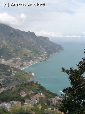 [P30] La plimbare prin Ravello; vedere din parcul dintre hoteluri » foto by crismis
 - 
<span class="allrVoted glyphicon glyphicon-heart hidden" id="av962145"></span>
<a class="m-l-10 hidden" id="sv962145" onclick="voting_Foto_DelVot(,962145,22822)" role="button">șterge vot <span class="glyphicon glyphicon-remove"></span></a>
<a id="v9962145" class=" c-red"  onclick="voting_Foto_SetVot(962145)" role="button"><span class="glyphicon glyphicon-heart-empty"></span> <b>LIKE</b> = Votează poza</a> <img class="hidden"  id="f962145W9" src="/imagini/loader.gif" border="0" /><span class="AjErrMes hidden" id="e962145ErM"></span>