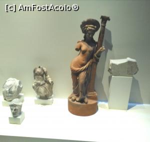 [P24] Figurine de teracotă.  » foto by Carmen Ion
 - 
<span class="allrVoted glyphicon glyphicon-heart hidden" id="av909506"></span>
<a class="m-l-10 hidden" id="sv909506" onclick="voting_Foto_DelVot(,909506,22834)" role="button">șterge vot <span class="glyphicon glyphicon-remove"></span></a>
<a id="v9909506" class=" c-red"  onclick="voting_Foto_SetVot(909506)" role="button"><span class="glyphicon glyphicon-heart-empty"></span> <b>LIKE</b> = Votează poza</a> <img class="hidden"  id="f909506W9" src="/imagini/loader.gif" border="0" /><span class="AjErrMes hidden" id="e909506ErM"></span>