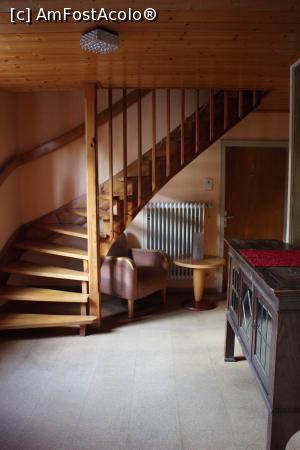 [P04] Lindau, Hotelul Gruner Baum, Scara, plafonul și alte obiecte, din lemn natur confecționate în stil local » foto by mprofeanu
 - 
<span class="allrVoted glyphicon glyphicon-heart hidden" id="av911486"></span>
<a class="m-l-10 hidden" id="sv911486" onclick="voting_Foto_DelVot(,911486,22856)" role="button">șterge vot <span class="glyphicon glyphicon-remove"></span></a>
<a id="v9911486" class=" c-red"  onclick="voting_Foto_SetVot(911486)" role="button"><span class="glyphicon glyphicon-heart-empty"></span> <b>LIKE</b> = Votează poza</a> <img class="hidden"  id="f911486W9" src="/imagini/loader.gif" border="0" /><span class="AjErrMes hidden" id="e911486ErM"></span>