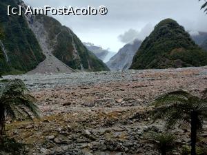 [P10] În spate e Franz Josef Glacier » foto by Marius 72
 - 
<span class="allrVoted glyphicon glyphicon-heart hidden" id="av1459786"></span>
<a class="m-l-10 hidden" id="sv1459786" onclick="voting_Foto_DelVot(,1459786,22922)" role="button">șterge vot <span class="glyphicon glyphicon-remove"></span></a>
<a id="v91459786" class=" c-red"  onclick="voting_Foto_SetVot(1459786)" role="button"><span class="glyphicon glyphicon-heart-empty"></span> <b>LIKE</b> = Votează poza</a> <img class="hidden"  id="f1459786W9" src="/imagini/loader.gif" border="0" /><span class="AjErrMes hidden" id="e1459786ErM"></span>