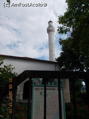 [P31] Moscheia si minaretul.  » foto by elviramvio
 - 
<span class="allrVoted glyphicon glyphicon-heart hidden" id="av917661"></span>
<a class="m-l-10 hidden" id="sv917661" onclick="voting_Foto_DelVot(,917661,22950)" role="button">șterge vot <span class="glyphicon glyphicon-remove"></span></a>
<a id="v9917661" class=" c-red"  onclick="voting_Foto_SetVot(917661)" role="button"><span class="glyphicon glyphicon-heart-empty"></span> <b>LIKE</b> = Votează poza</a> <img class="hidden"  id="f917661W9" src="/imagini/loader.gif" border="0" /><span class="AjErrMes hidden" id="e917661ErM"></span>