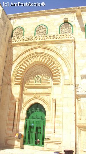 [P20] Moscheea al-Aqsa, exterior.  » foto by Carmen Ion
 - 
<span class="allrVoted glyphicon glyphicon-heart hidden" id="av917709"></span>
<a class="m-l-10 hidden" id="sv917709" onclick="voting_Foto_DelVot(,917709,22953)" role="button">șterge vot <span class="glyphicon glyphicon-remove"></span></a>
<a id="v9917709" class=" c-red"  onclick="voting_Foto_SetVot(917709)" role="button"><span class="glyphicon glyphicon-heart-empty"></span> <b>LIKE</b> = Votează poza</a> <img class="hidden"  id="f917709W9" src="/imagini/loader.gif" border="0" /><span class="AjErrMes hidden" id="e917709ErM"></span>