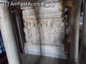 [P07] Basoreliefuri de factură romană, pe vechiul altar.  » foto by mihaelavoicu
 - 
<span class="allrVoted glyphicon glyphicon-heart hidden" id="av923286"></span>
<a class="m-l-10 hidden" id="sv923286" onclick="voting_Foto_DelVot(,923286,23065)" role="button">șterge vot <span class="glyphicon glyphicon-remove"></span></a>
<a id="v9923286" class=" c-red"  onclick="voting_Foto_SetVot(923286)" role="button"><span class="glyphicon glyphicon-heart-empty"></span> <b>LIKE</b> = Votează poza</a> <img class="hidden"  id="f923286W9" src="/imagini/loader.gif" border="0" /><span class="AjErrMes hidden" id="e923286ErM"></span>