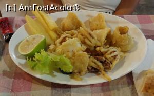 [P13] Taverna Laterna - prima seară: calamari prăjiți » foto by Carmen Ion
 - 
<span class="allrVoted glyphicon glyphicon-heart hidden" id="av1476846"></span>
<a class="m-l-10 hidden" id="sv1476846" onclick="voting_Foto_DelVot(,1476846,23096)" role="button">șterge vot <span class="glyphicon glyphicon-remove"></span></a>
<a id="v91476846" class=" c-red"  onclick="voting_Foto_SetVot(1476846)" role="button"><span class="glyphicon glyphicon-heart-empty"></span> <b>LIKE</b> = Votează poza</a> <img class="hidden"  id="f1476846W9" src="/imagini/loader.gif" border="0" /><span class="AjErrMes hidden" id="e1476846ErM"></span>