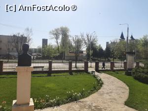 [P43] Centrul „Mihai Eminescu” » foto by adso
 - 
<span class="allrVoted glyphicon glyphicon-heart hidden" id="av1522555"></span>
<a class="m-l-10 hidden" id="sv1522555" onclick="voting_Foto_DelVot(,1522555,23117)" role="button">șterge vot <span class="glyphicon glyphicon-remove"></span></a>
<a id="v91522555" class=" c-red"  onclick="voting_Foto_SetVot(1522555)" role="button"><span class="glyphicon glyphicon-heart-empty"></span> <b>LIKE</b> = Votează poza</a> <img class="hidden"  id="f1522555W9" src="/imagini/loader.gif" border="0" /><span class="AjErrMes hidden" id="e1522555ErM"></span>