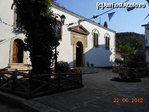 [P04] Mănăstirea Faneromeni - Intrarea în biserică.  » foto by iulianic
 - 
<span class="allrVoted glyphicon glyphicon-heart hidden" id="av500350"></span>
<a class="m-l-10 hidden" id="sv500350" onclick="voting_Foto_DelVot(,500350,23140)" role="button">șterge vot <span class="glyphicon glyphicon-remove"></span></a>
<a id="v9500350" class=" c-red"  onclick="voting_Foto_SetVot(500350)" role="button"><span class="glyphicon glyphicon-heart-empty"></span> <b>LIKE</b> = Votează poza</a> <img class="hidden"  id="f500350W9" src="/imagini/loader.gif" border="0" /><span class="AjErrMes hidden" id="e500350ErM"></span>