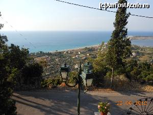 [P09] Mănăstirea Faneromeni - Vedere de pe terasă.  » foto by iulianic
 - 
<span class="allrVoted glyphicon glyphicon-heart hidden" id="av500355"></span>
<a class="m-l-10 hidden" id="sv500355" onclick="voting_Foto_DelVot(,500355,23140)" role="button">șterge vot <span class="glyphicon glyphicon-remove"></span></a>
<a id="v9500355" class=" c-red"  onclick="voting_Foto_SetVot(500355)" role="button"><span class="glyphicon glyphicon-heart-empty"></span> <b>LIKE</b> = Votează poza</a> <img class="hidden"  id="f500355W9" src="/imagini/loader.gif" border="0" /><span class="AjErrMes hidden" id="e500355ErM"></span>