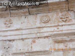 [P39] Elemente din vechea biserica cazuta la cutremur, folosite la reconstructia celei noi.  » foto by elviramvio
 - 
<span class="allrVoted glyphicon glyphicon-heart hidden" id="av758555"></span>
<a class="m-l-10 hidden" id="sv758555" onclick="voting_Foto_DelVot(,758555,23140)" role="button">șterge vot <span class="glyphicon glyphicon-remove"></span></a>
<a id="v9758555" class=" c-red"  onclick="voting_Foto_SetVot(758555)" role="button"><span class="glyphicon glyphicon-heart-empty"></span> <b>LIKE</b> = Votează poza</a> <img class="hidden"  id="f758555W9" src="/imagini/loader.gif" border="0" /><span class="AjErrMes hidden" id="e758555ErM"></span>