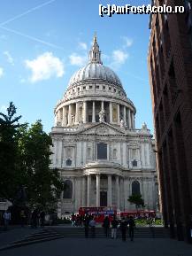 [P17] Londra, St. Paul's Cathedral, dinspre Millenium brige. » foto by Dragoș_MD
 - 
<span class="allrVoted glyphicon glyphicon-heart hidden" id="av223875"></span>
<a class="m-l-10 hidden" id="sv223875" onclick="voting_Foto_DelVot(,223875,23141)" role="button">șterge vot <span class="glyphicon glyphicon-remove"></span></a>
<a id="v9223875" class=" c-red"  onclick="voting_Foto_SetVot(223875)" role="button"><span class="glyphicon glyphicon-heart-empty"></span> <b>LIKE</b> = Votează poza</a> <img class="hidden"  id="f223875W9" src="/imagini/loader.gif" border="0" /><span class="AjErrMes hidden" id="e223875ErM"></span>