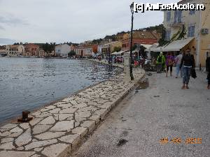 [P14] Paxos-Antipaxos - Promenada din Gaios, principalul port al insulei Paxos.  » foto by iulianic
 - 
<span class="allrVoted glyphicon glyphicon-heart hidden" id="av685433"></span>
<a class="m-l-10 hidden" id="sv685433" onclick="voting_Foto_DelVot(,685433,23149)" role="button">șterge vot <span class="glyphicon glyphicon-remove"></span></a>
<a id="v9685433" class=" c-red"  onclick="voting_Foto_SetVot(685433)" role="button"><span class="glyphicon glyphicon-heart-empty"></span> <b>LIKE</b> = Votează poza</a> <img class="hidden"  id="f685433W9" src="/imagini/loader.gif" border="0" /><span class="AjErrMes hidden" id="e685433ErM"></span>