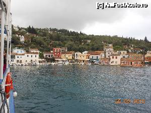 [P08] Paxos-Antipaxos - Loggos, port pe coasta estică a insulei Paxos.  » foto by iulianic
 - 
<span class="allrVoted glyphicon glyphicon-heart hidden" id="av685416"></span>
<a class="m-l-10 hidden" id="sv685416" onclick="voting_Foto_DelVot(,685416,23149)" role="button">șterge vot <span class="glyphicon glyphicon-remove"></span></a>
<a id="v9685416" class=" c-red"  onclick="voting_Foto_SetVot(685416)" role="button"><span class="glyphicon glyphicon-heart-empty"></span> <b>LIKE</b> = Votează poza</a> <img class="hidden"  id="f685416W9" src="/imagini/loader.gif" border="0" /><span class="AjErrMes hidden" id="e685416ErM"></span>